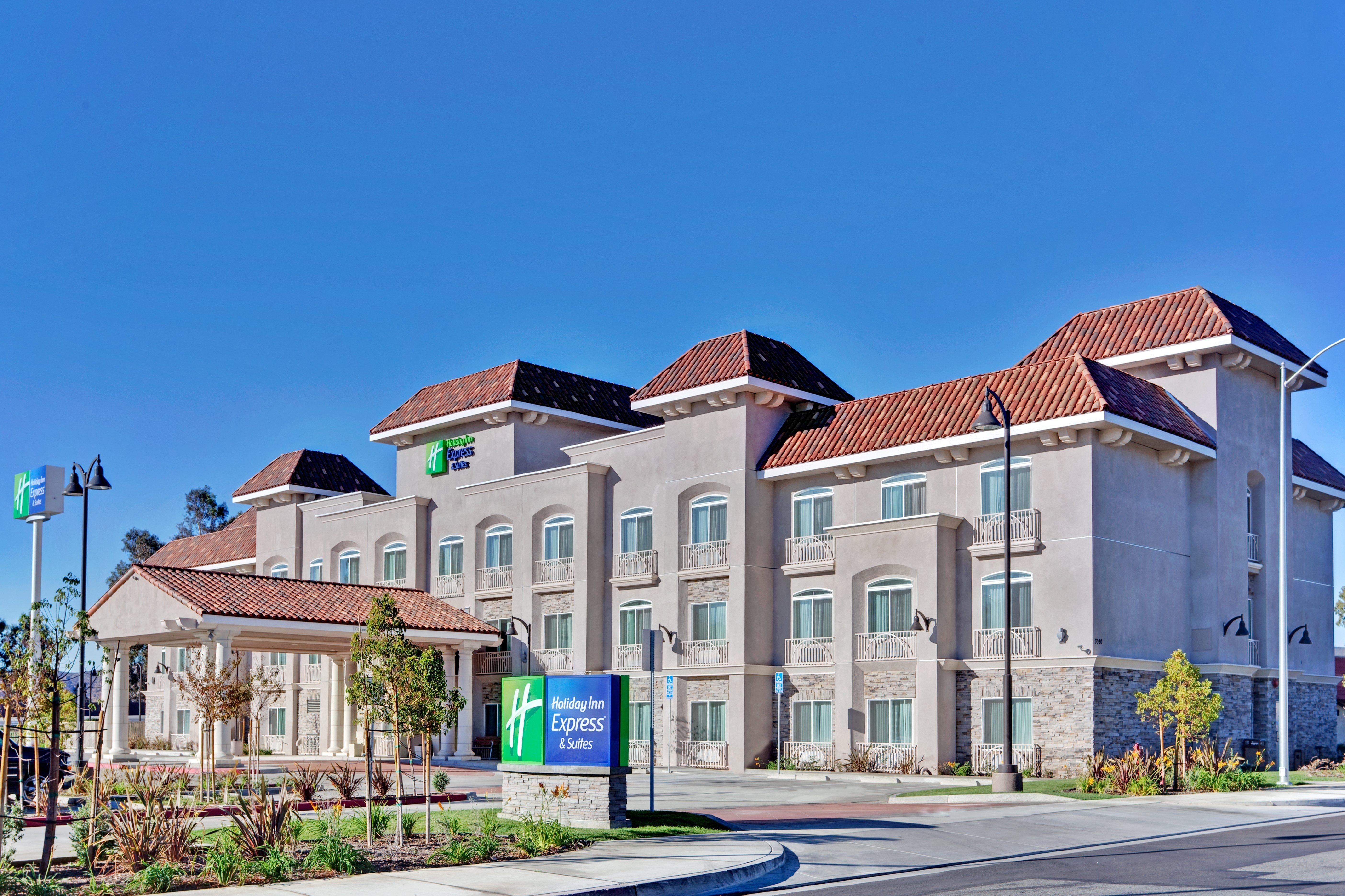 Hotel Express & By Ihg 2*
