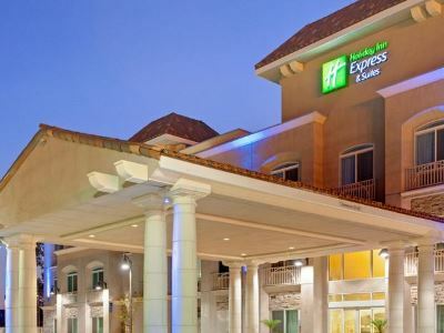 Express & By Ihg Banning